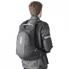 EA104B MOCHILA PORTACASCO EXPANDIBLE, 22 L.